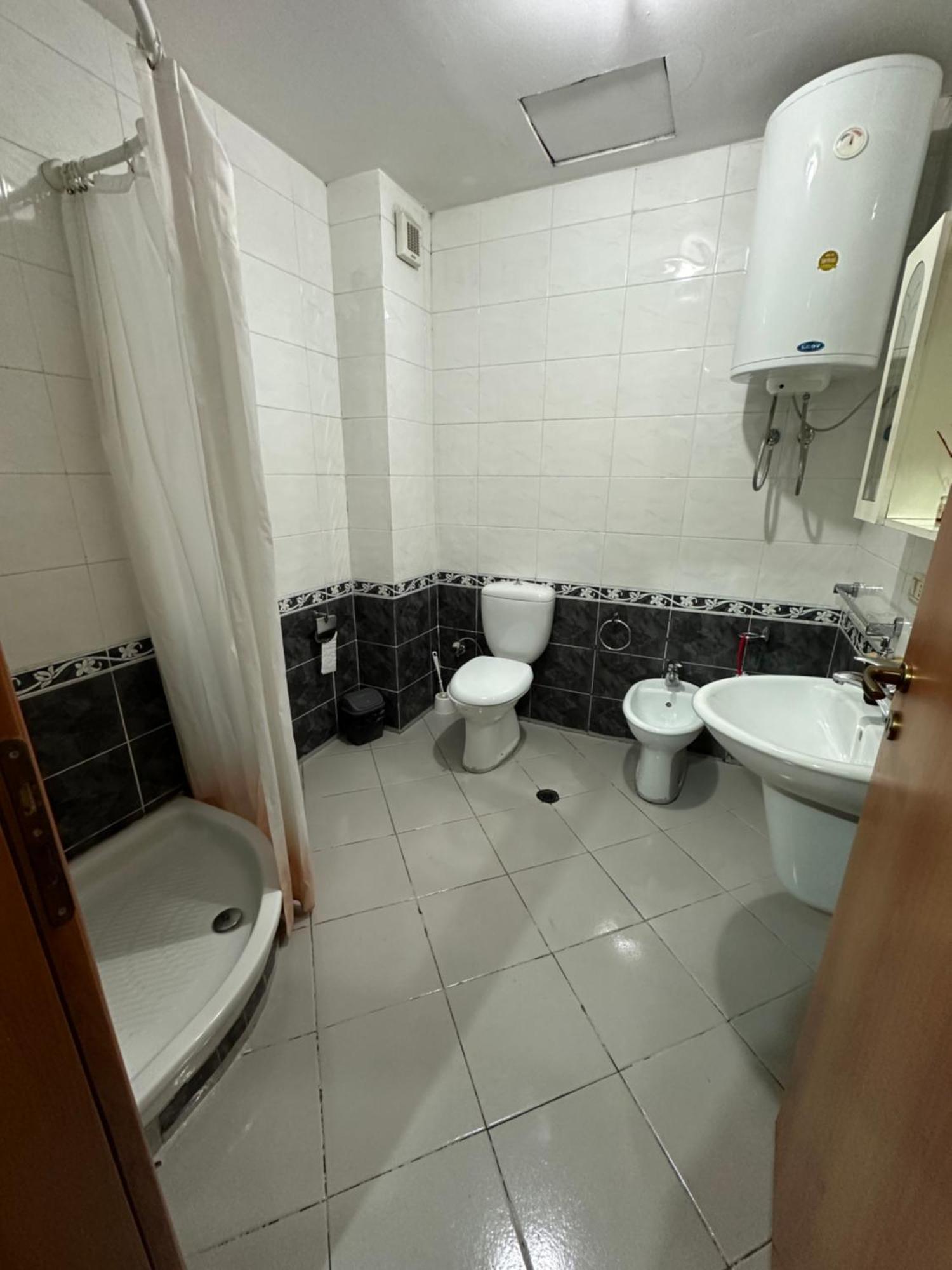 Hôtel Heart Of Tirana Extérieur photo